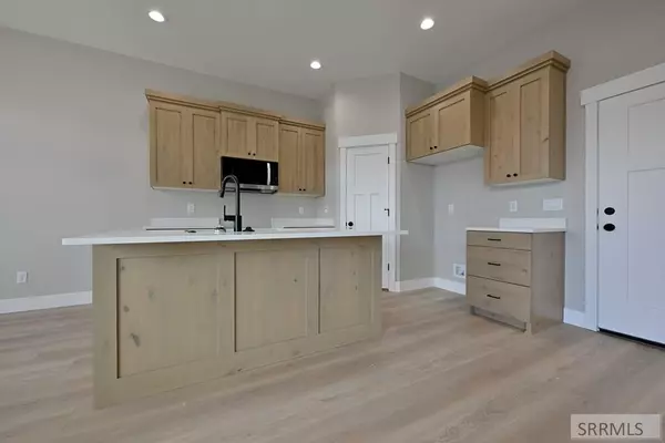 Ammon, ID 83406,3188 Desert Sky Dr