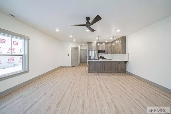 Idaho Falls, ID 83401,4967 N Beach Dr