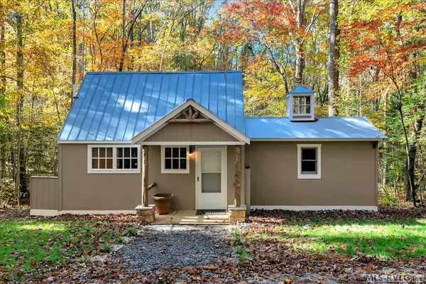 314 Riverview Dr, Brodnax, VA 23920