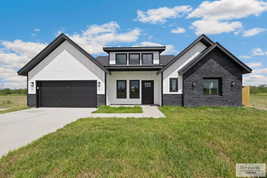 2649 Del Roble Ln., Brownsville, TX 78526