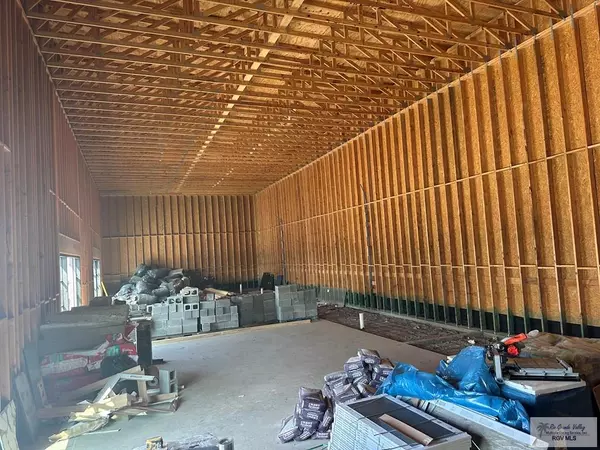 Brownsville, TX 78520,1390 Expressway 77