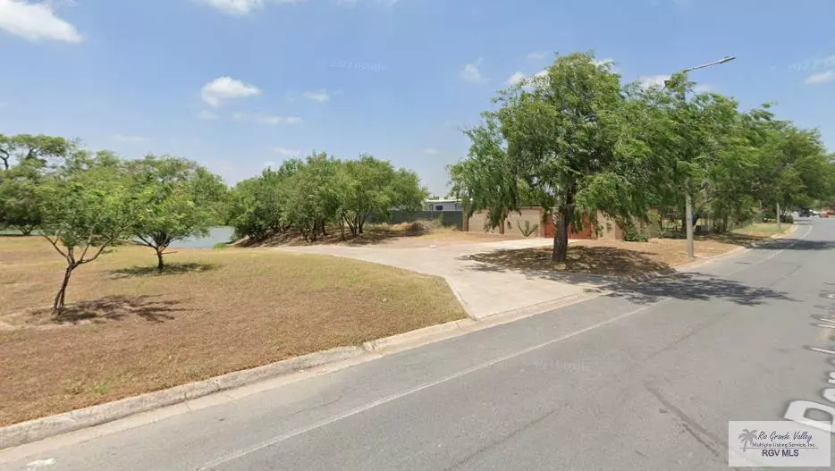 2035 Rancho Viejo Blvd., Brownsville, TX 78520