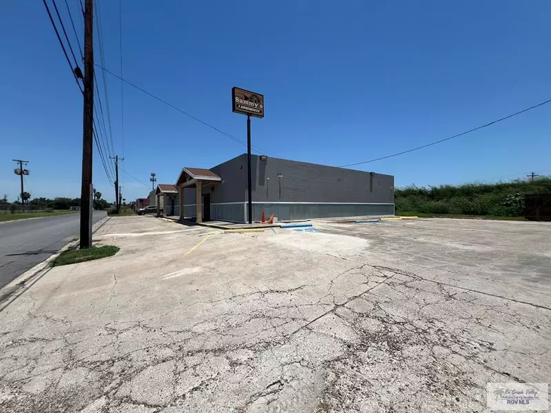 300 Illinois, Mercedes, TX 78570
