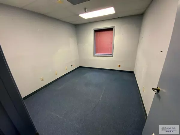 Victoria, TX 77901,4102 Navarro St.