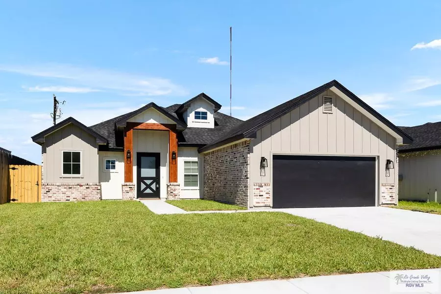 2321 Brown Pelican Ln, Harlingen, TX 78552
