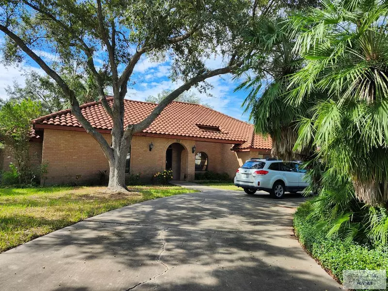 600 Howard Lee Dr., La Feria, TX 78559