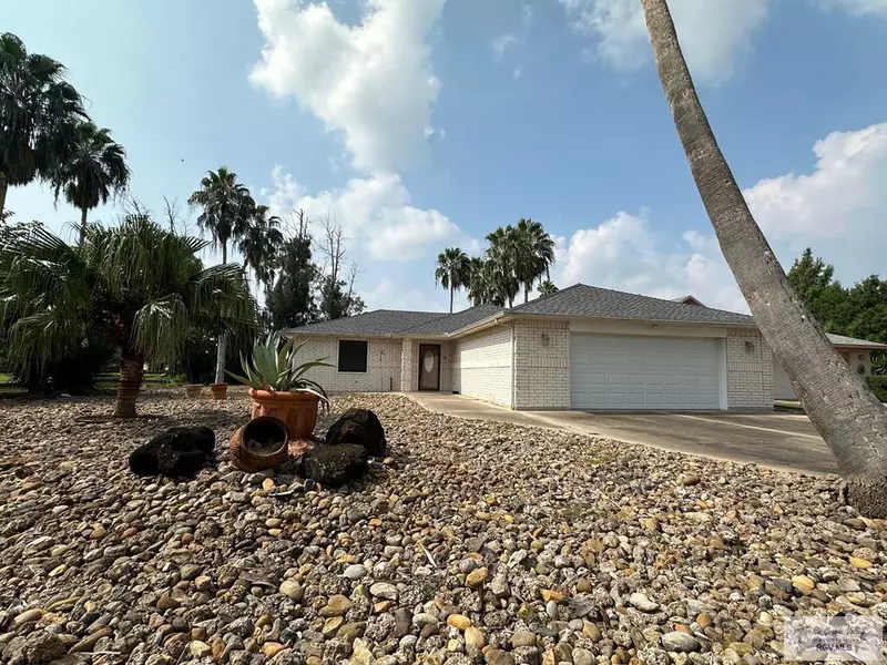 8 Brazos River Cir, Brownsville, TX 78520