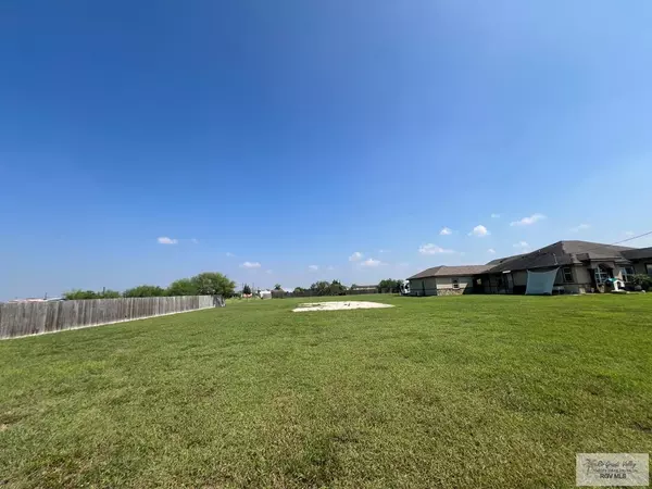 10697 La Siesta Cir, La Feria, TX 78559