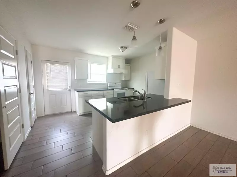 500 5th St., Los Fresnos, TX 78566