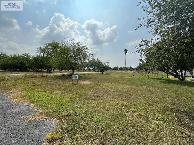 2002 Tamm Ln, Harlingen, TX 78552