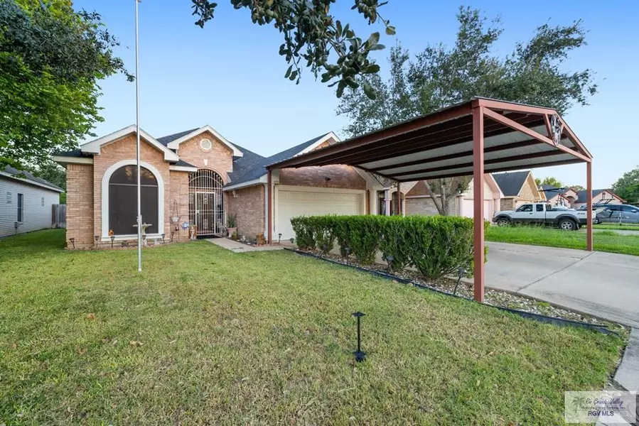 1409 La Ciniega Dr., Weslaco, TX 78596