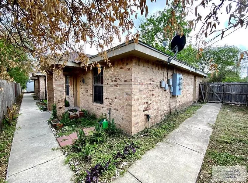 2410 Hackberry Ave., Mcallen, TX 78521