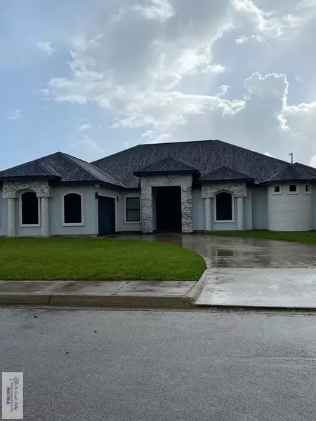 6064 Rusty Nail Dr., Brownsville, TX 78526