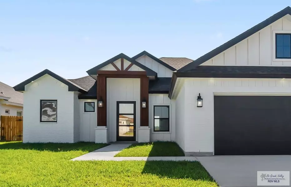 2408 Seagull Ln, Harlingen, TX 78552