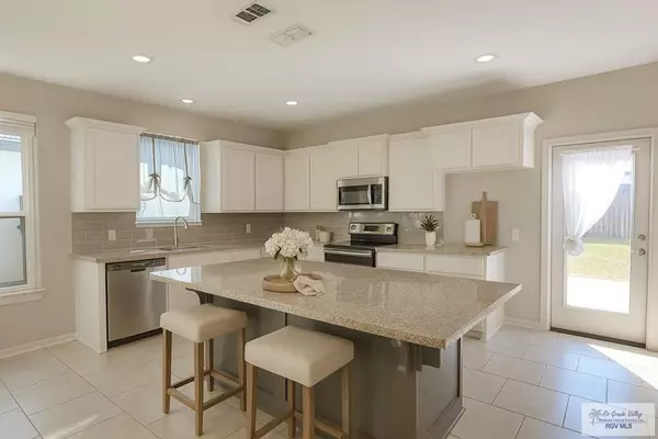 San Juan, TX 78589,2068 Retama St.