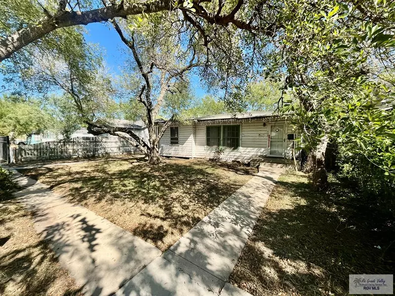 548 Villa Verde Dr., Brownsville, TX 78521