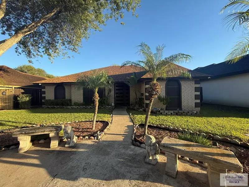 2645 Clover Dr., Brownsville, TX 78521