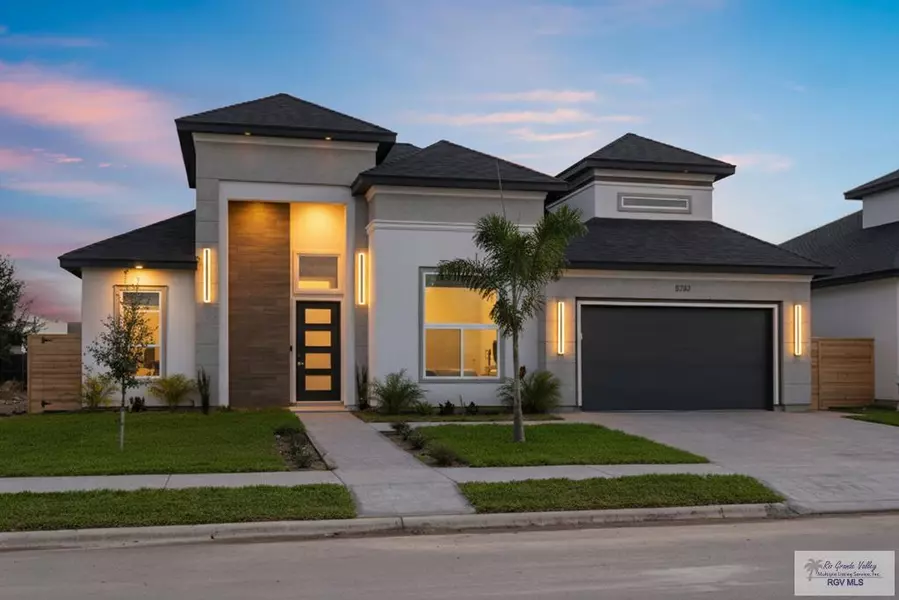 5762 Woods Country Ave, Brownsville, TX 78526