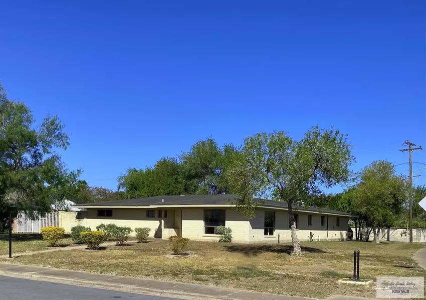 1185 Sycamore Dr., Brownsville, TX 78520