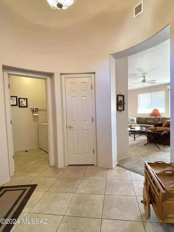 Tucson, AZ 85742,2442 W Tom Watson DR