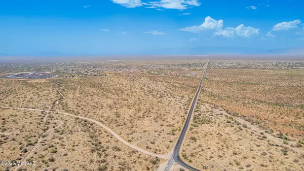 Vail, AZ 85641,1550 S Houghton RD #325