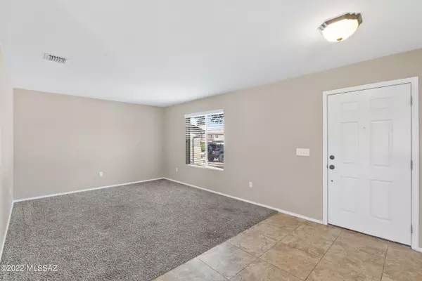 Vail, AZ 85641,588 E Sterling Canyon DR