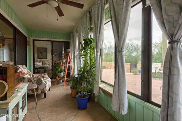 Green Valley, AZ 85622,1200 W Camino Urbano