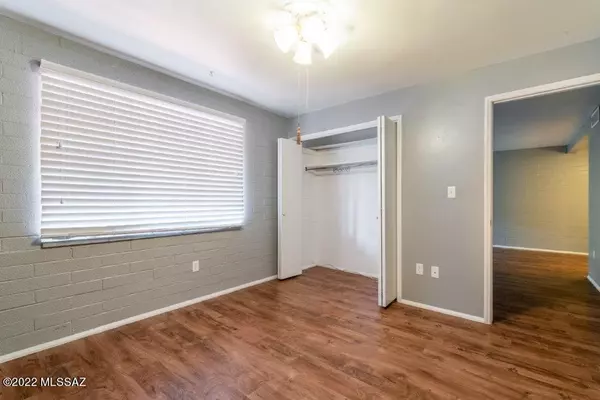 Green Valley, AZ 85614,469 S Paseo Lobo #A