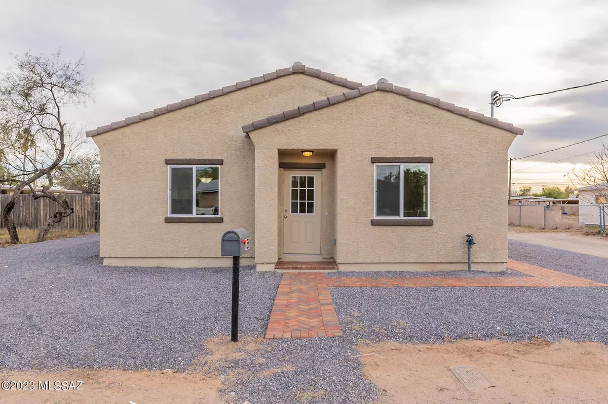 Tucson, AZ 85719,856 E Graybill DR