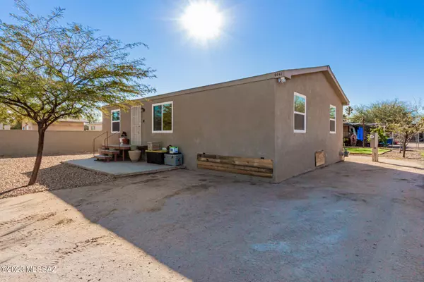 Tucson, AZ 85706,6041 S Nelco PL