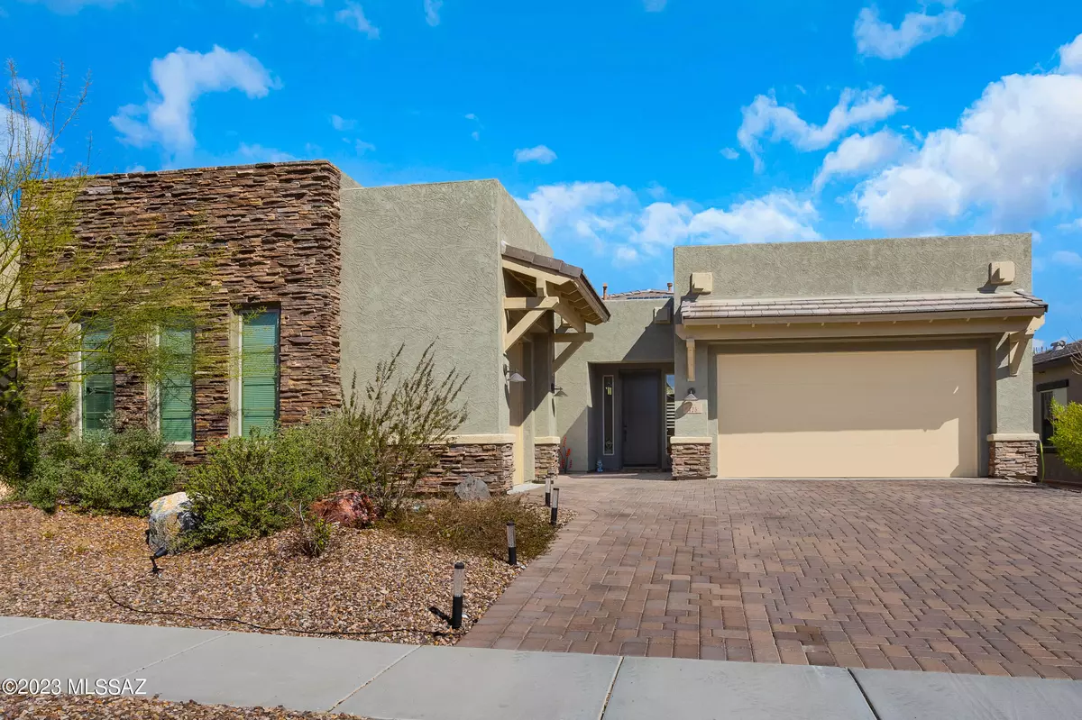 Oro Valley, AZ 85755,425 E Arizona Poppy DR