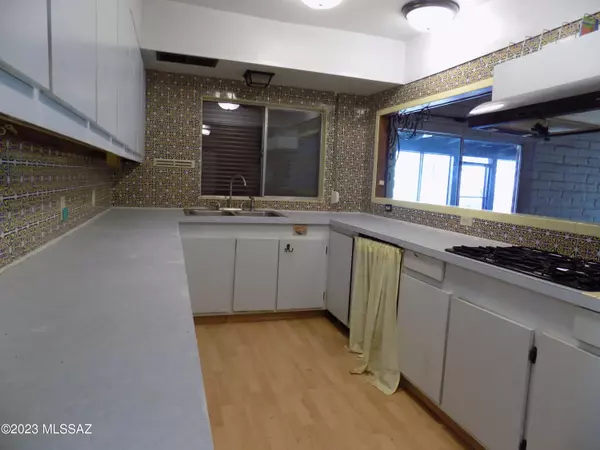 Tumacacori, AZ 85640,4 Old Bailey Crossing