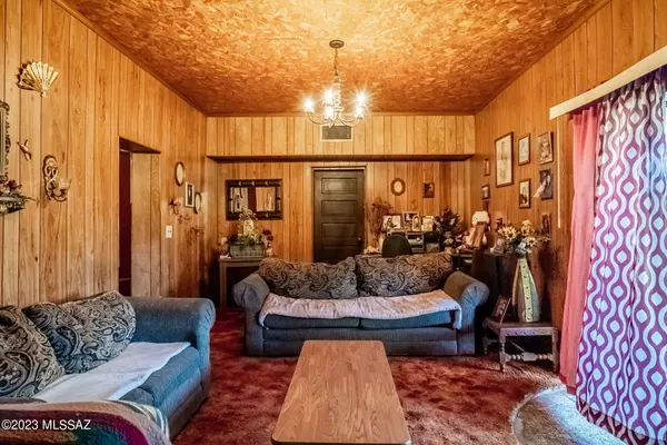 Tumacacori, AZ 85640,2025 I-19 Frontage RD