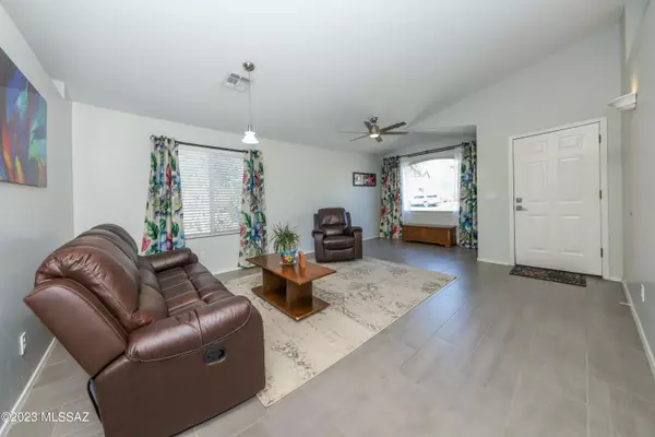 Tucson, AZ 85750,7808 E Sabino Hollow CT