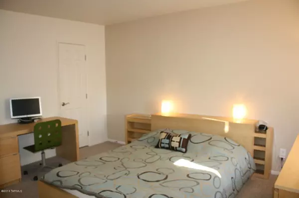 Tucson, AZ 85750,5051 N Sabino Canyon RD #2192