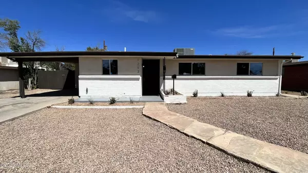 1252 W Pelaar ST, Tucson, AZ 85705