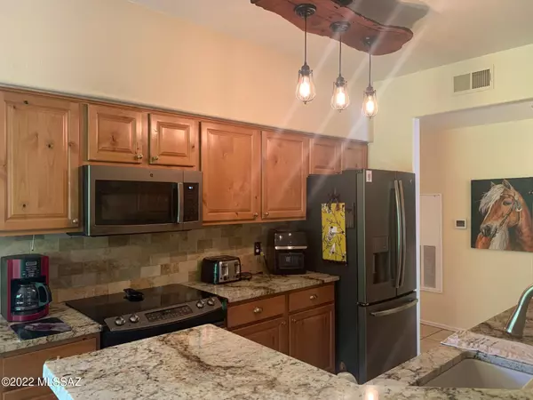 Tucson, AZ 85750,7050 E Sunrise DR #2104