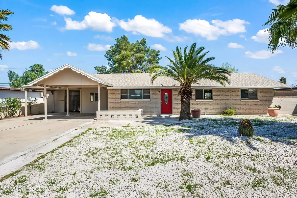 Tucson, AZ 85711,6033 E 34th ST