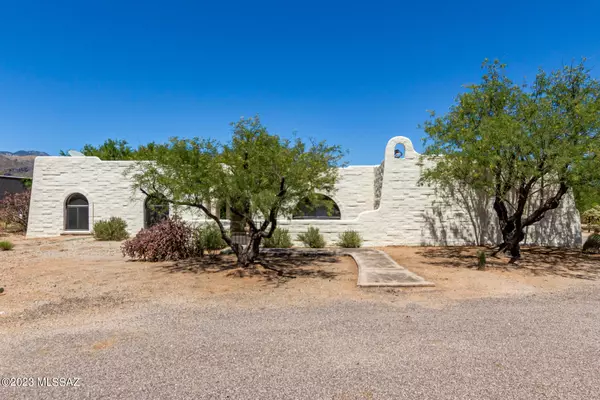 5222 N Stonehouse PL, Tucson, AZ 85750