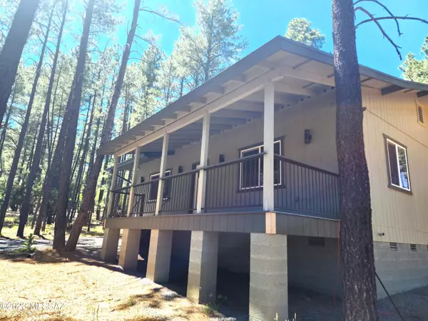 Pinedale, AZ 85934,5534 Forest DR