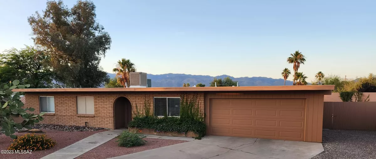 Tucson, AZ 85710,540 N Loquat AVE