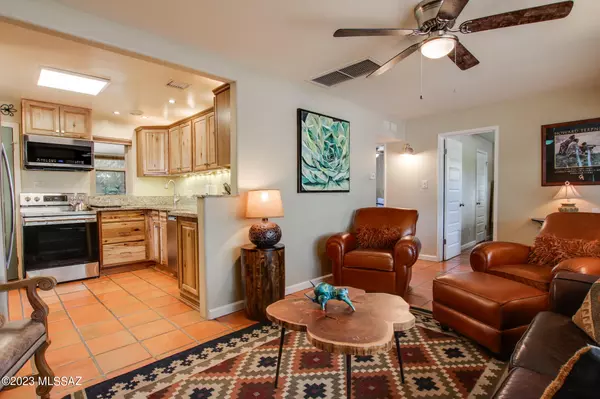 Tucson, AZ 85712,1607 N Desert PL