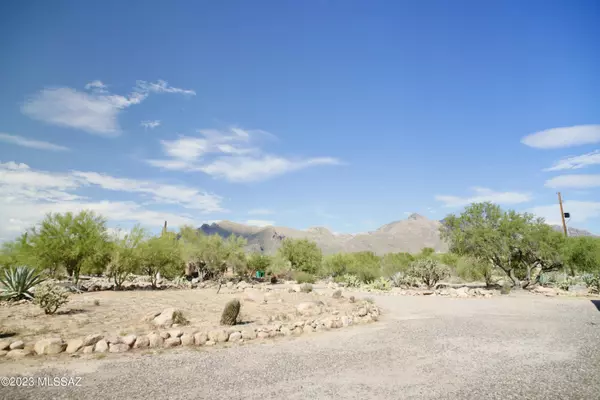 Tucson, AZ 85704,502 E Deone CIR