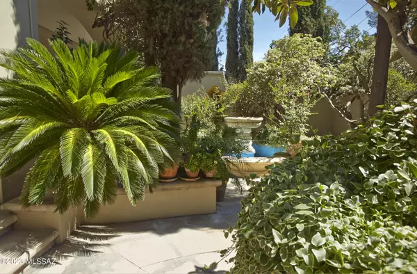 Nogales, AZ 85621,432 W Crawford ST