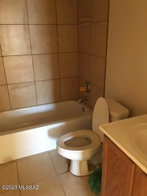 Tucson, AZ 85713,1432 S Curtis AVE