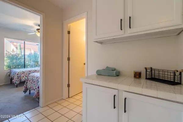 10400 N Fair Mountain DR, Oro Valley, AZ 85737