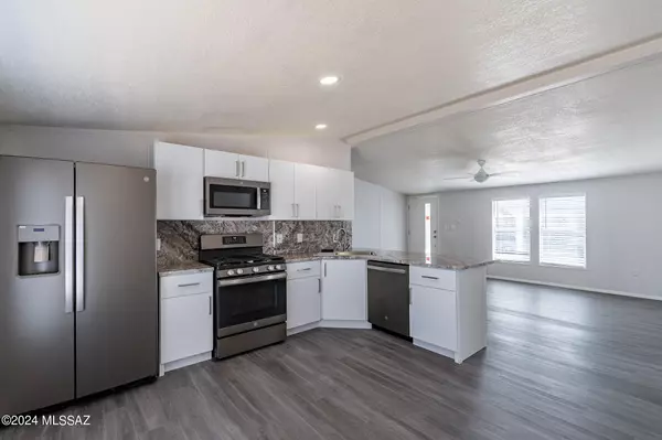 Marana, AZ 85658,13469 N Warfield CIR