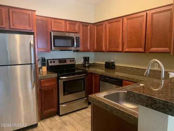 Tucson, AZ 85737,1500 E Pusch Wilderness DR #12107