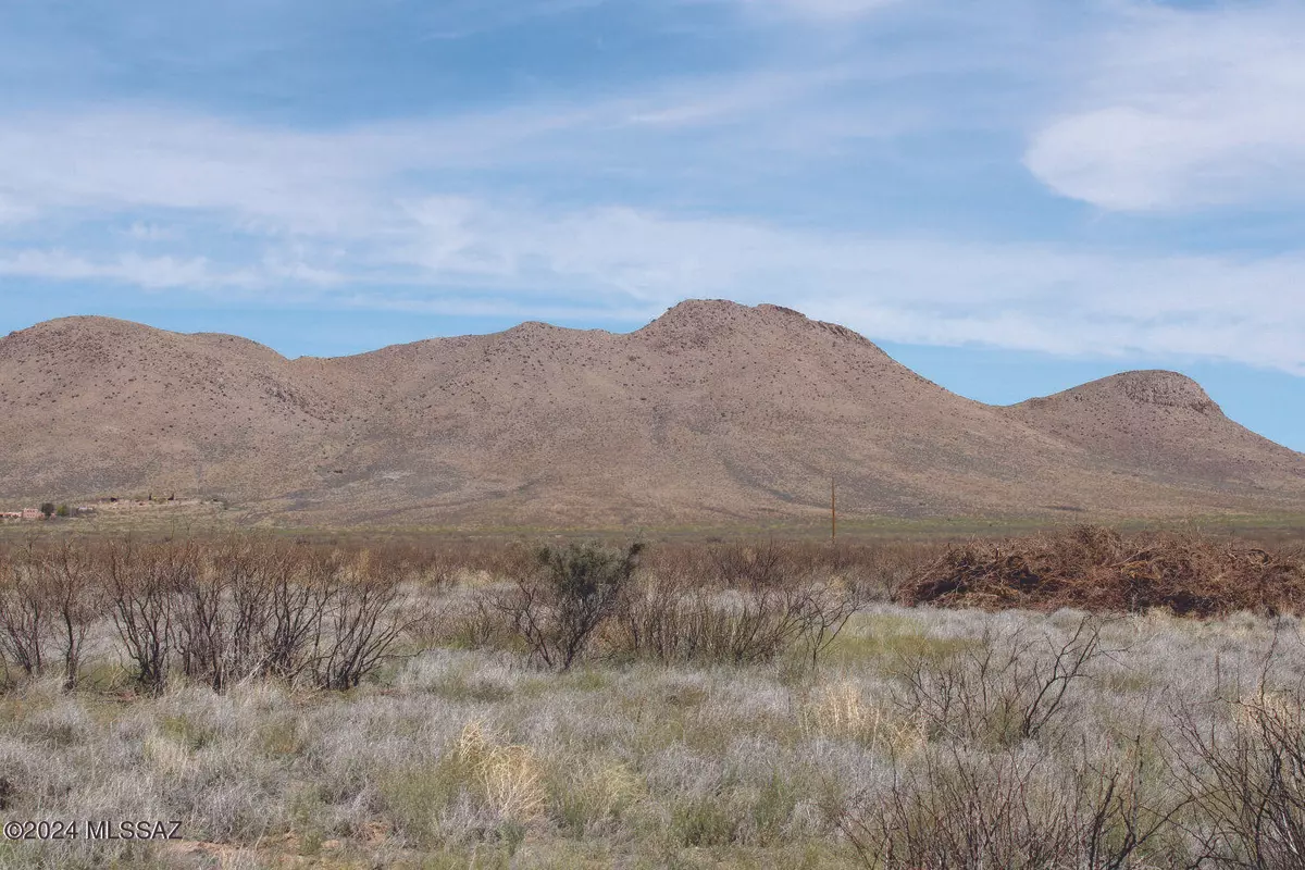 Pearce, AZ 85625,6955 E Trails End #.