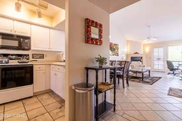 7601 N Calle Sin Envidia #20, Tucson, AZ 85718